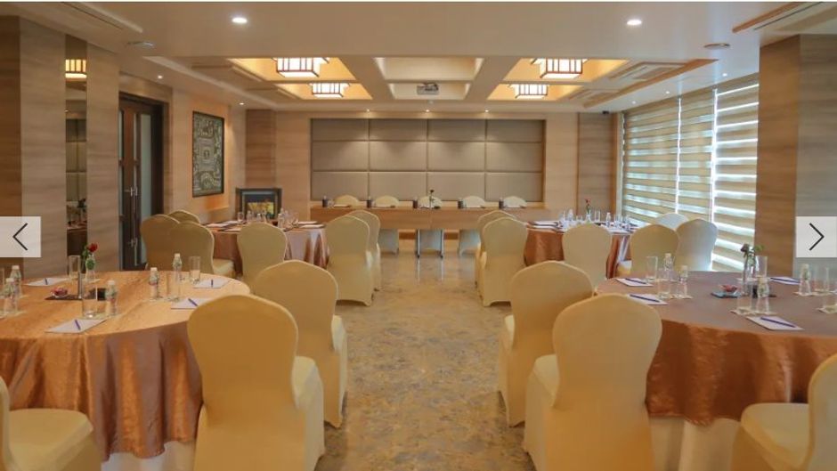 Efcee Sarovar Premiere Bhavnagar Meeting