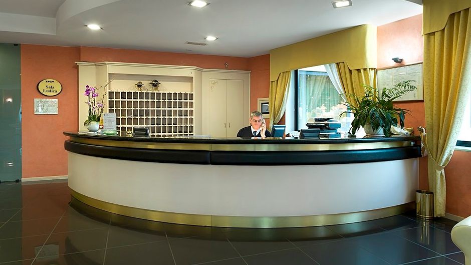 Hotel Bifi Lobby