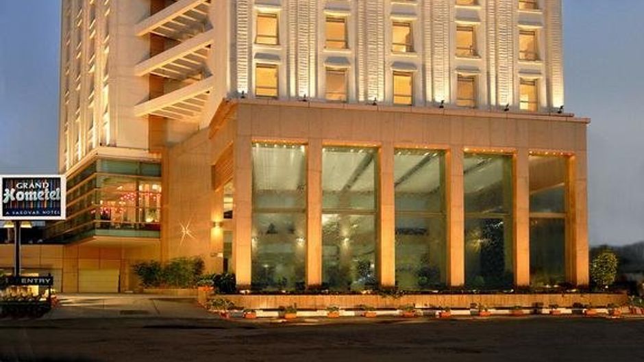 Grand Hometel Exterior