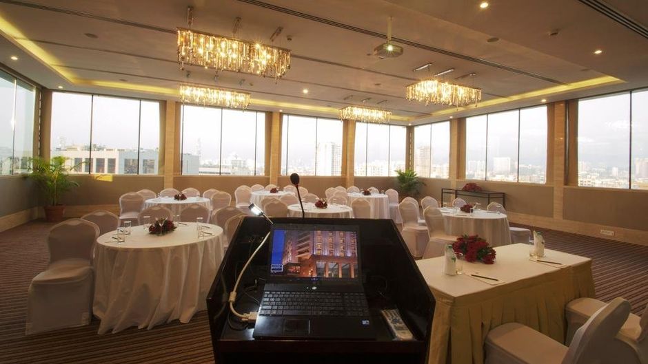 Grand Hometel Meeting