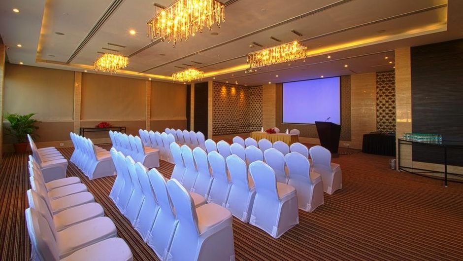 Grand Hometel Meeting