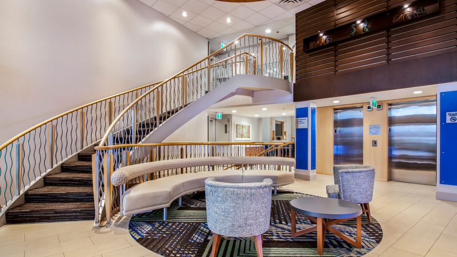 Holiday Inn Express & Suites Langley Lobby