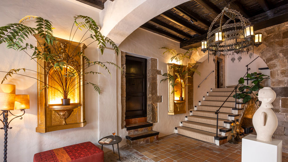 La Torre del Canonigo Lobby