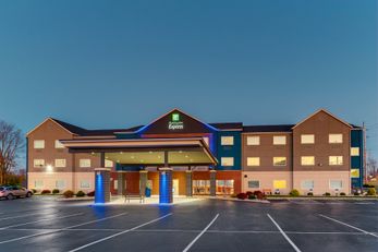 Holiday Inn Express & Stes Cincinnati N