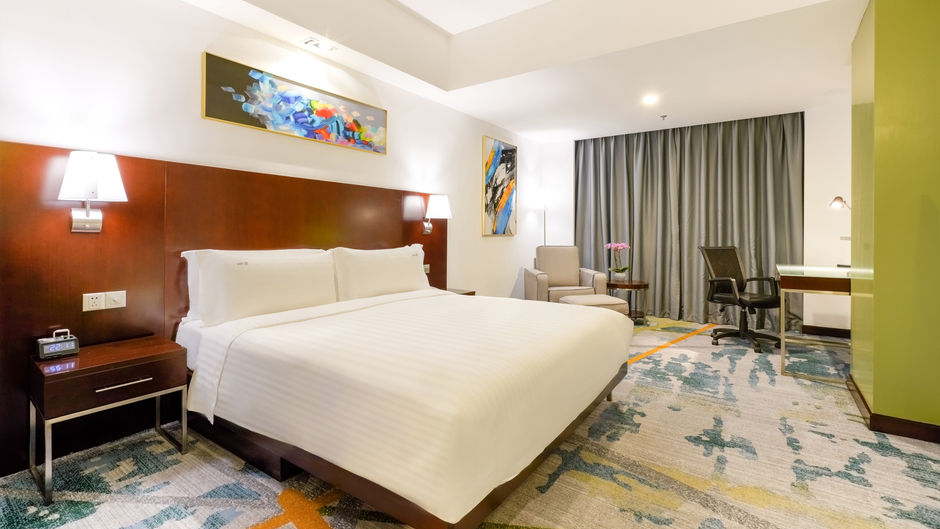 Holiday Inn Shanghai Vista Room