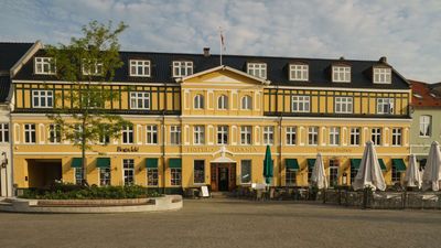 Dania Hotel