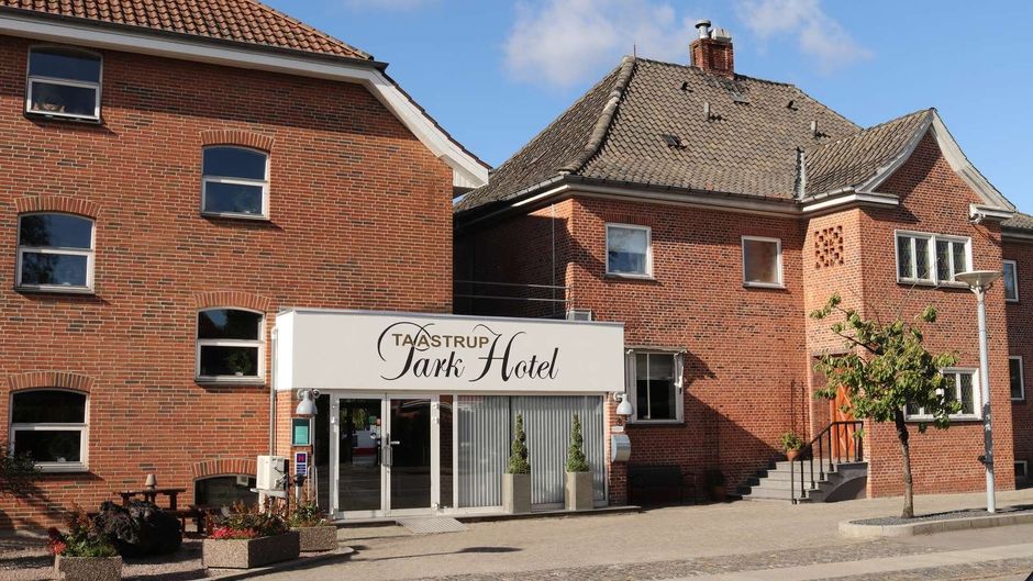 Taastrup Park Hotel Exterior
