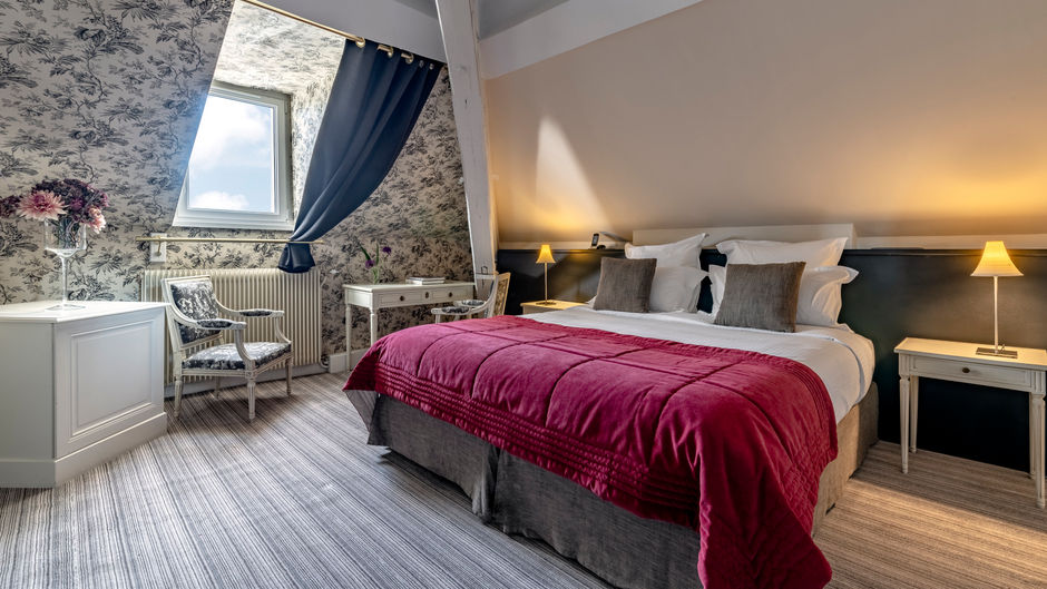 La Chapelle Saint Martin Room