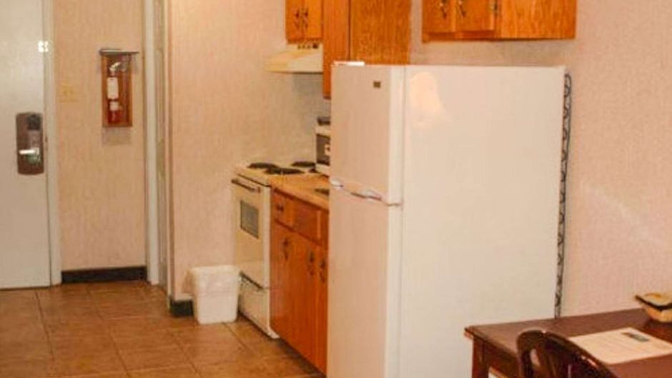 Travellers Inn Summerside Room