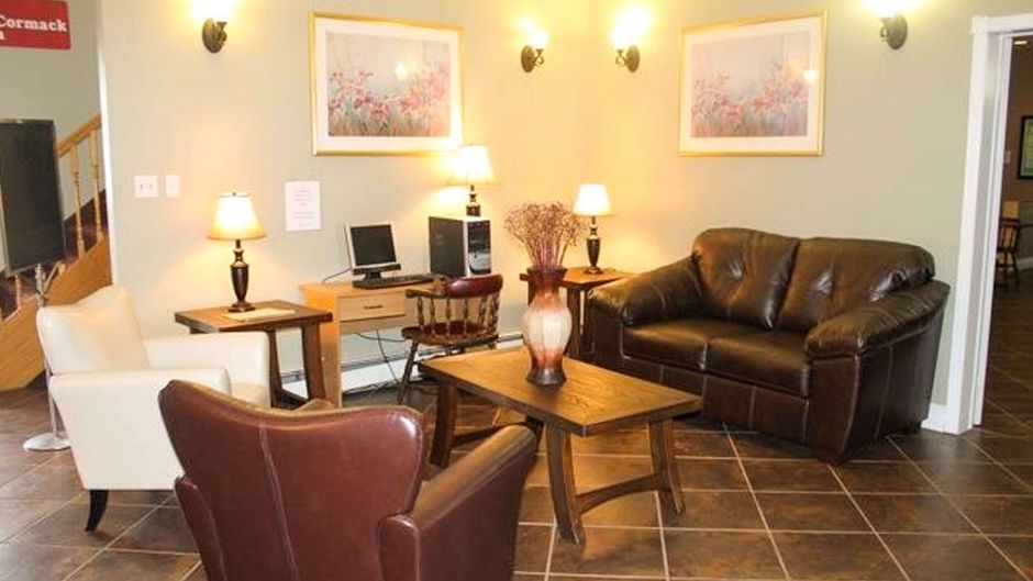 Travellers Inn Summerside Lobby