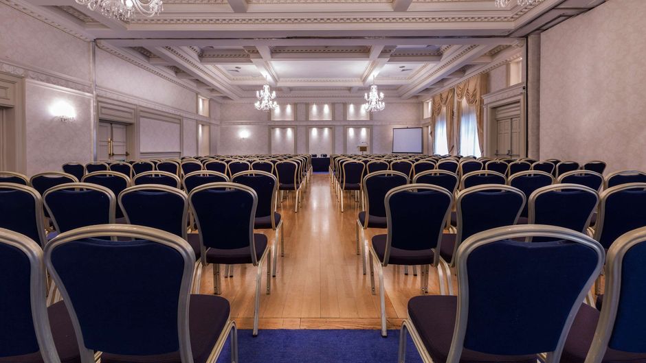 Newgrange Hotel Meeting