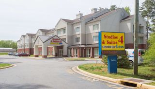 Studios & Suites 4 Less