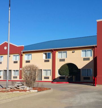 Magnuson Hotel Sand Springs