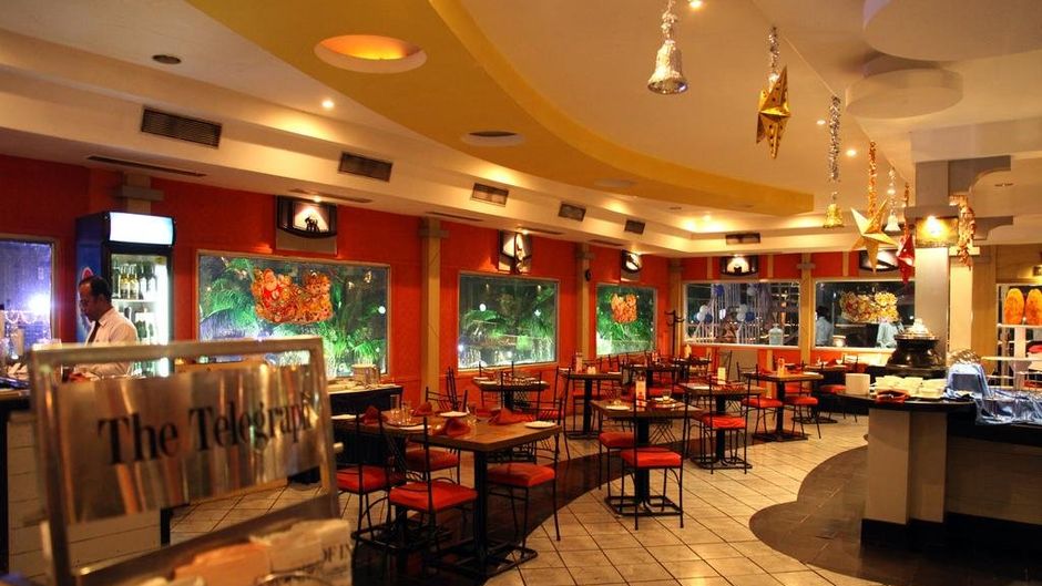 Polo Floatel Kolkata Restaurant