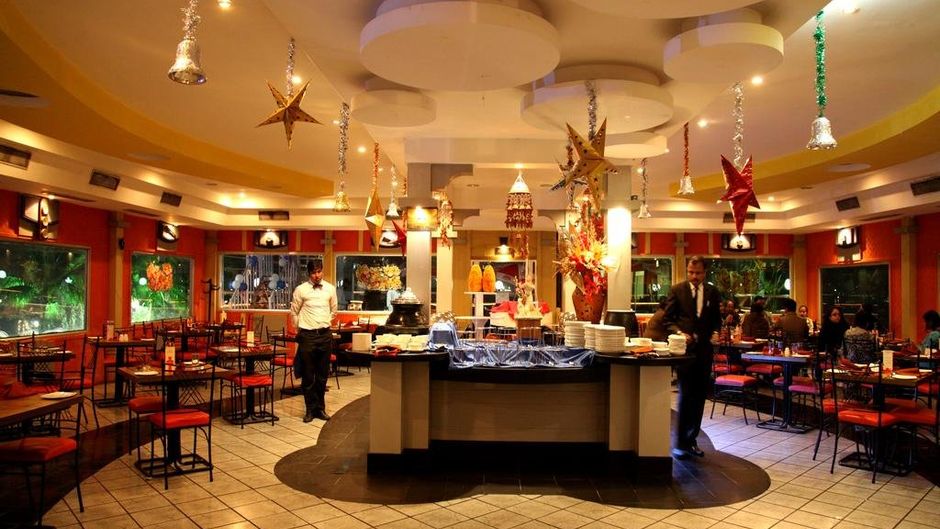 Polo Floatel Kolkata Restaurant