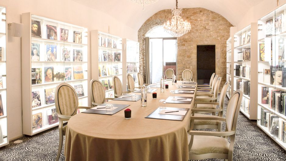 Hotel Le Place D'Armes Ballroom