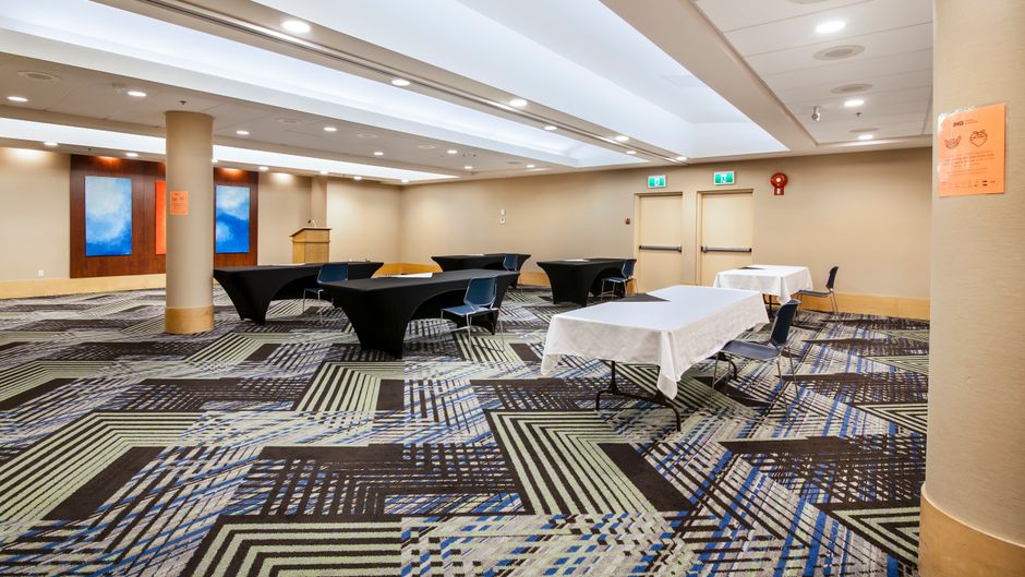 Holiday Inn Express & Suites Langley Meeting