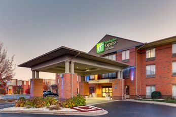 Holiday Inn Express & Suites