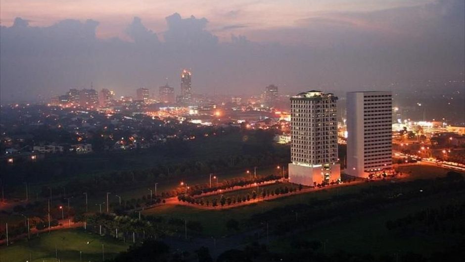 Parque Espana - Muntinlupa Exterior