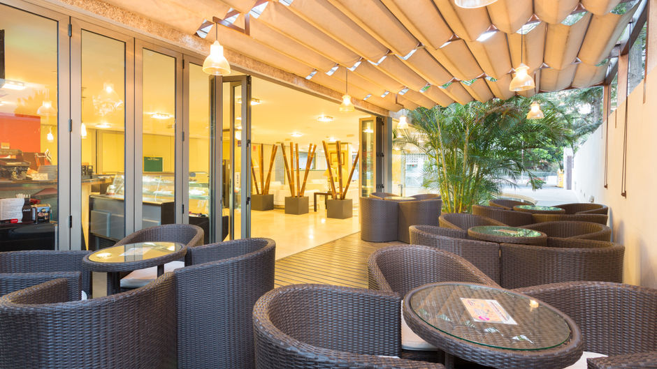 Colon Rambla Hotel Exterior