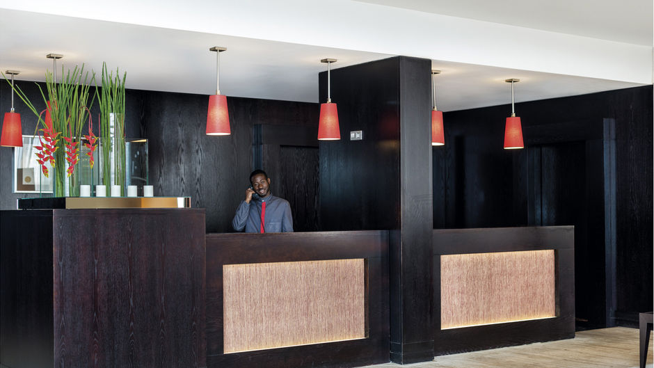 Hotel Baia Luanda Lobby