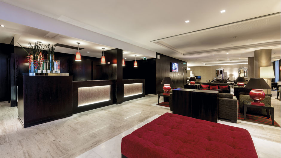 Hotel Baia Luanda Lobby