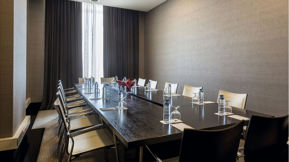 Hotel Baia Luanda Meeting