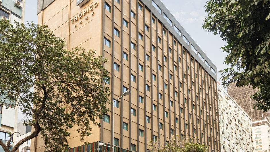 Hotel Tropico Luanda Exterior