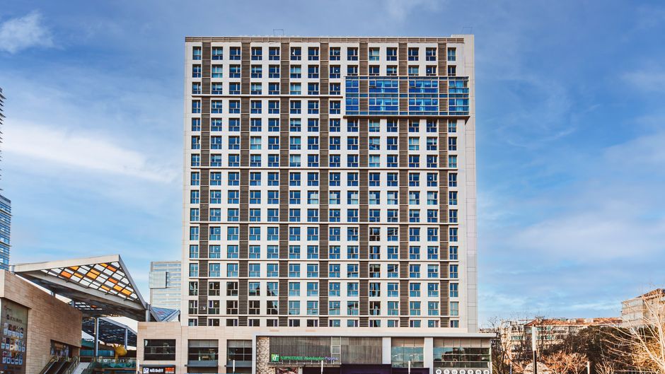 Holiday Inn Express Baoshan Baoyang Exterior