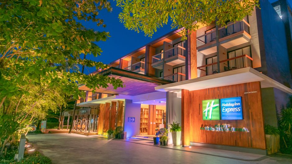 Holiday Inn Express Phuket Patong Beach Exterior