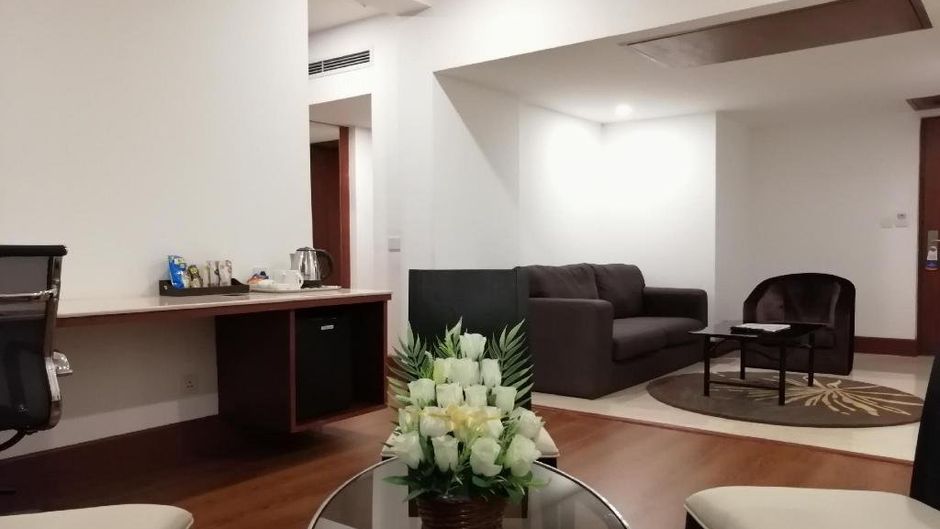 Abu Sarovar Portico Suite