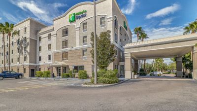 Holiday Inn Express