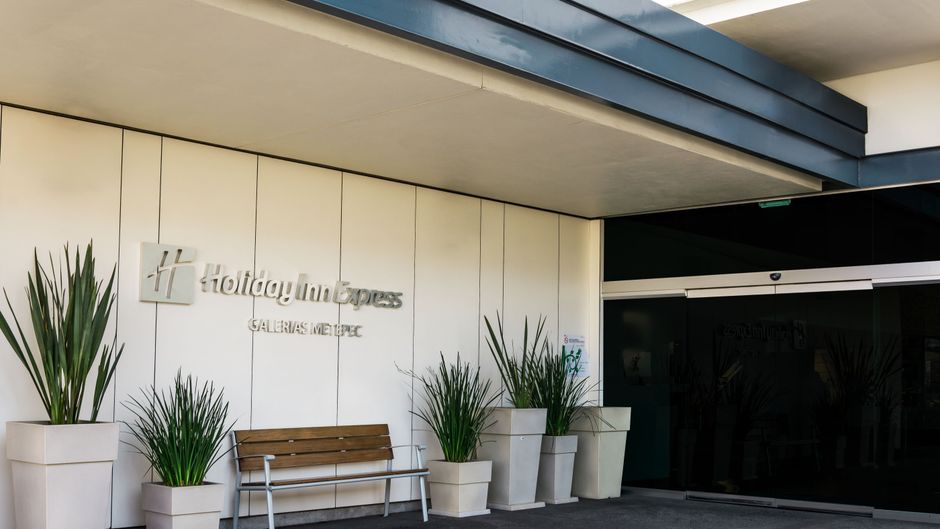 Holiday Inn Express Galerias Exterior