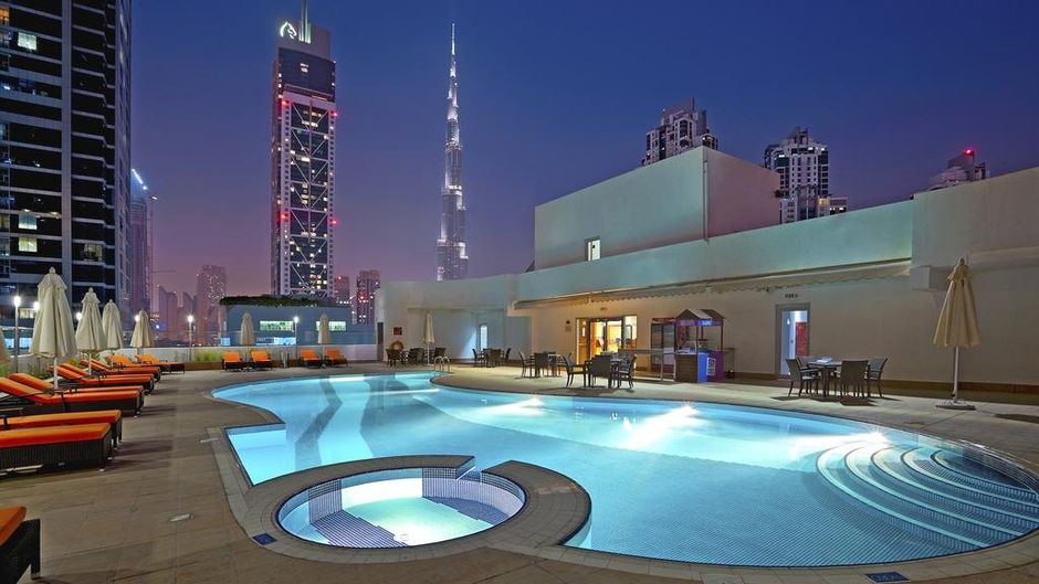 City Premiere Hotel Apartments Dubai Pool