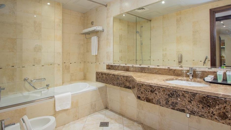 City Premiere Hotel Apartments Dubai Room