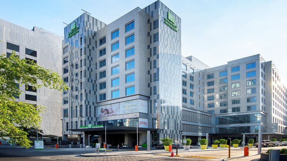Holiday Inn Doha-The Business Park Exterior