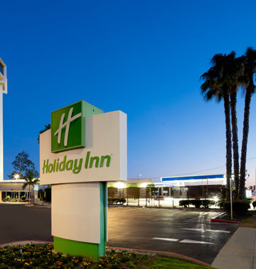 Holiday Inn Hotel Long Beach Airport