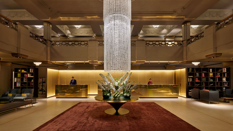 Hotel Cafe Royal Lobby