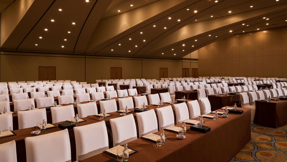 Mandarin Oriental Al Faisaliah Meeting