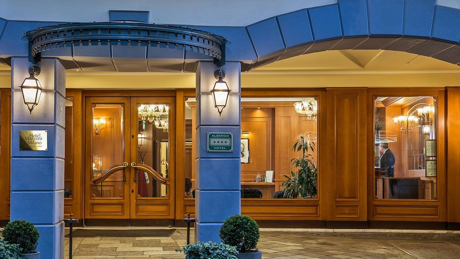 Hotel Manzoni Milano Exterior