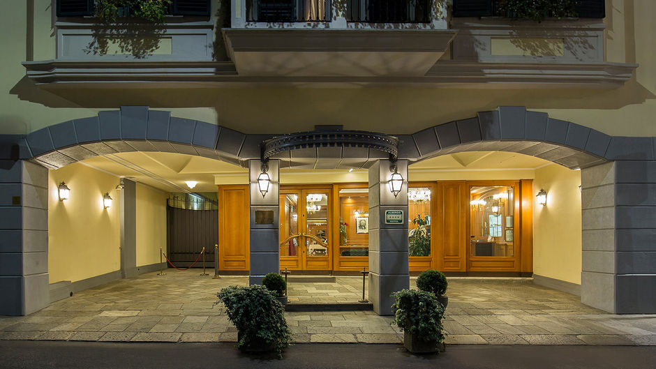 Hotel Manzoni Milano Exterior