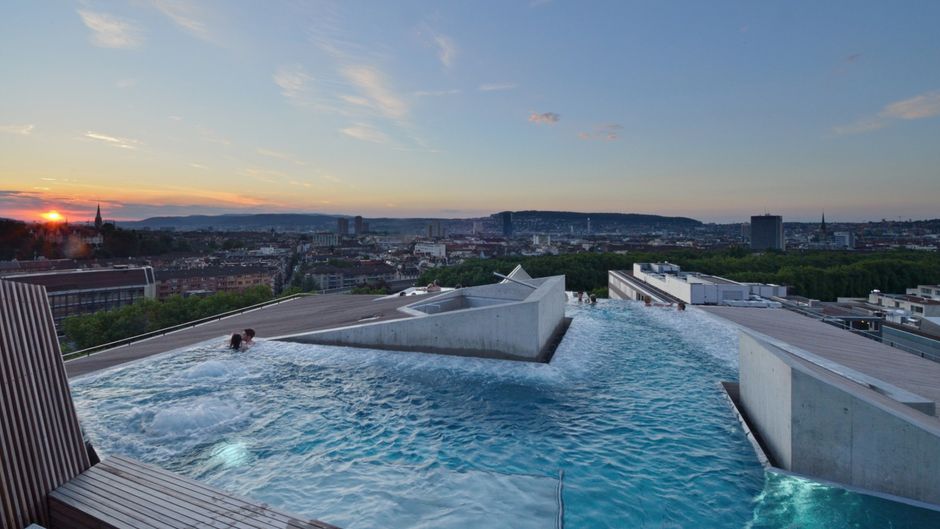 B2 Boutique Hotel & Spa Recreation