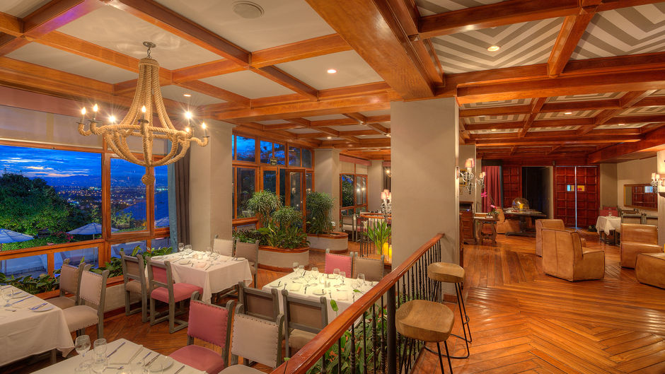 Alta Las Palomas Boutique Hotel Lobby
