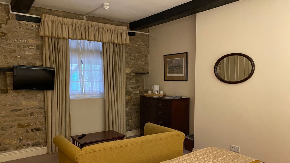 Brook Whipper-In Hotel Room
