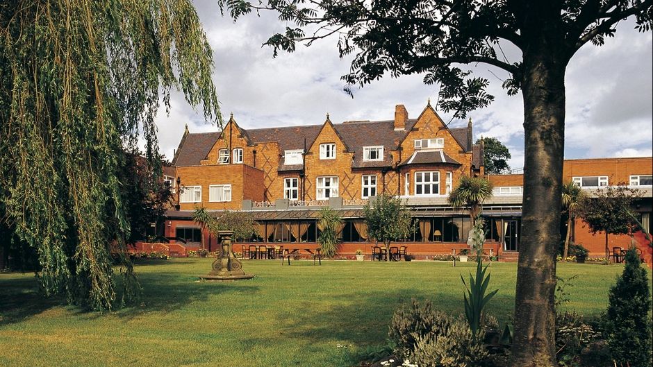 Brook Mollington Banastre Hotel & Spa Exterior