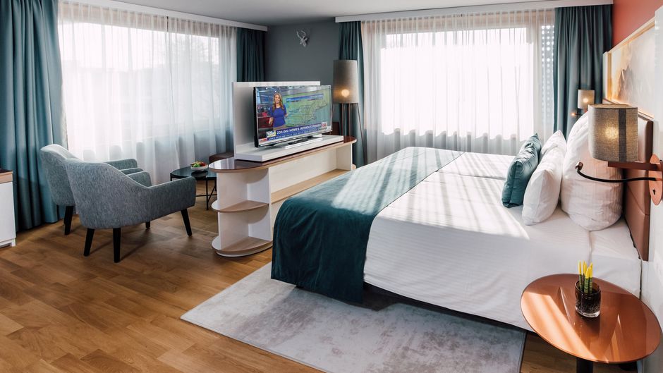 Leonardo Hotel Zurich Airport Room