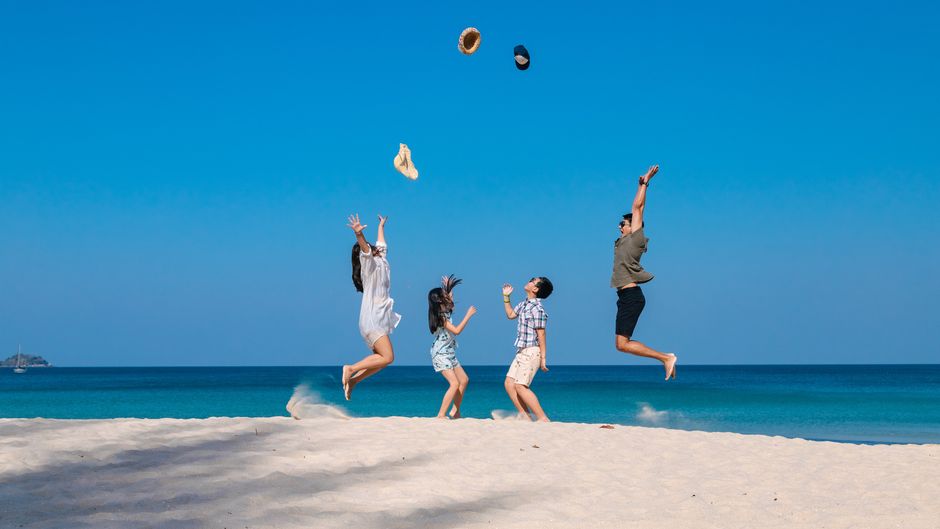 Holiday Inn Express Phuket Patong Beach Beach