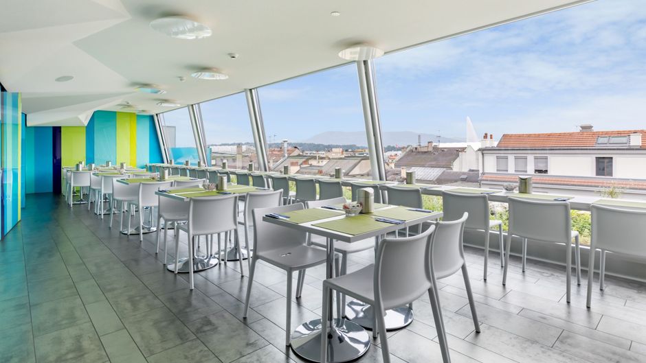 Cristal Hotel Restaurant