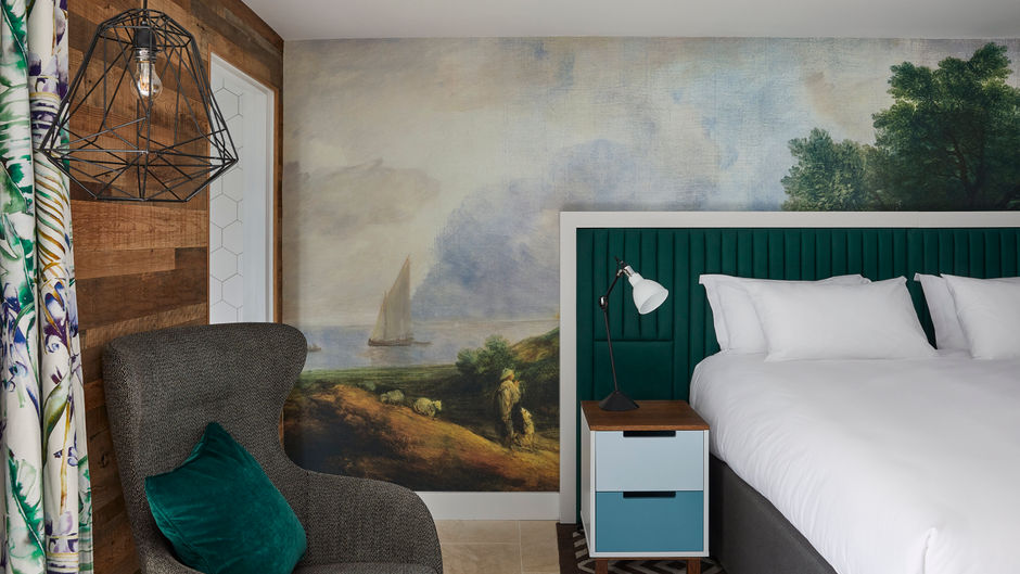 Hotel Indigo Bath Room