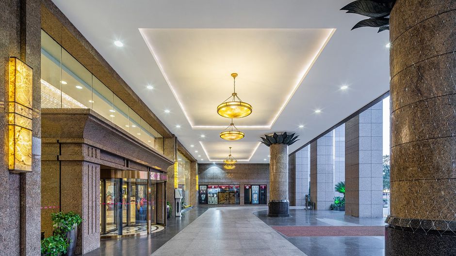 Crowne Plaza Hotel Foshan Exterior